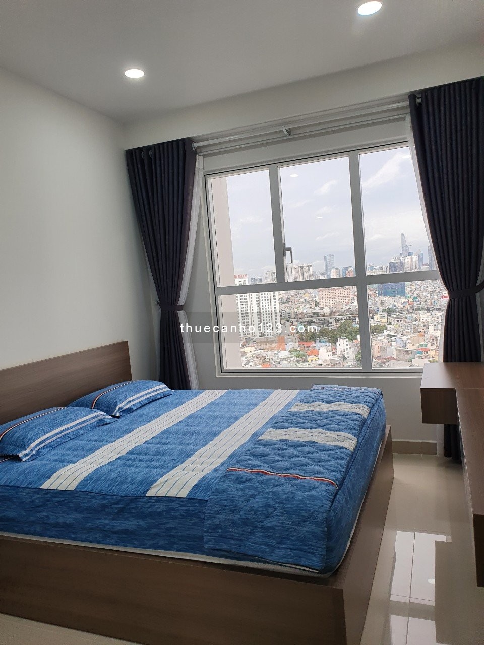 Căn Hộ 2PN, 2WC Nội Thất Cao Cấp, View Quận 1, Gía 20Tr/Tháng Hotline 0906233195