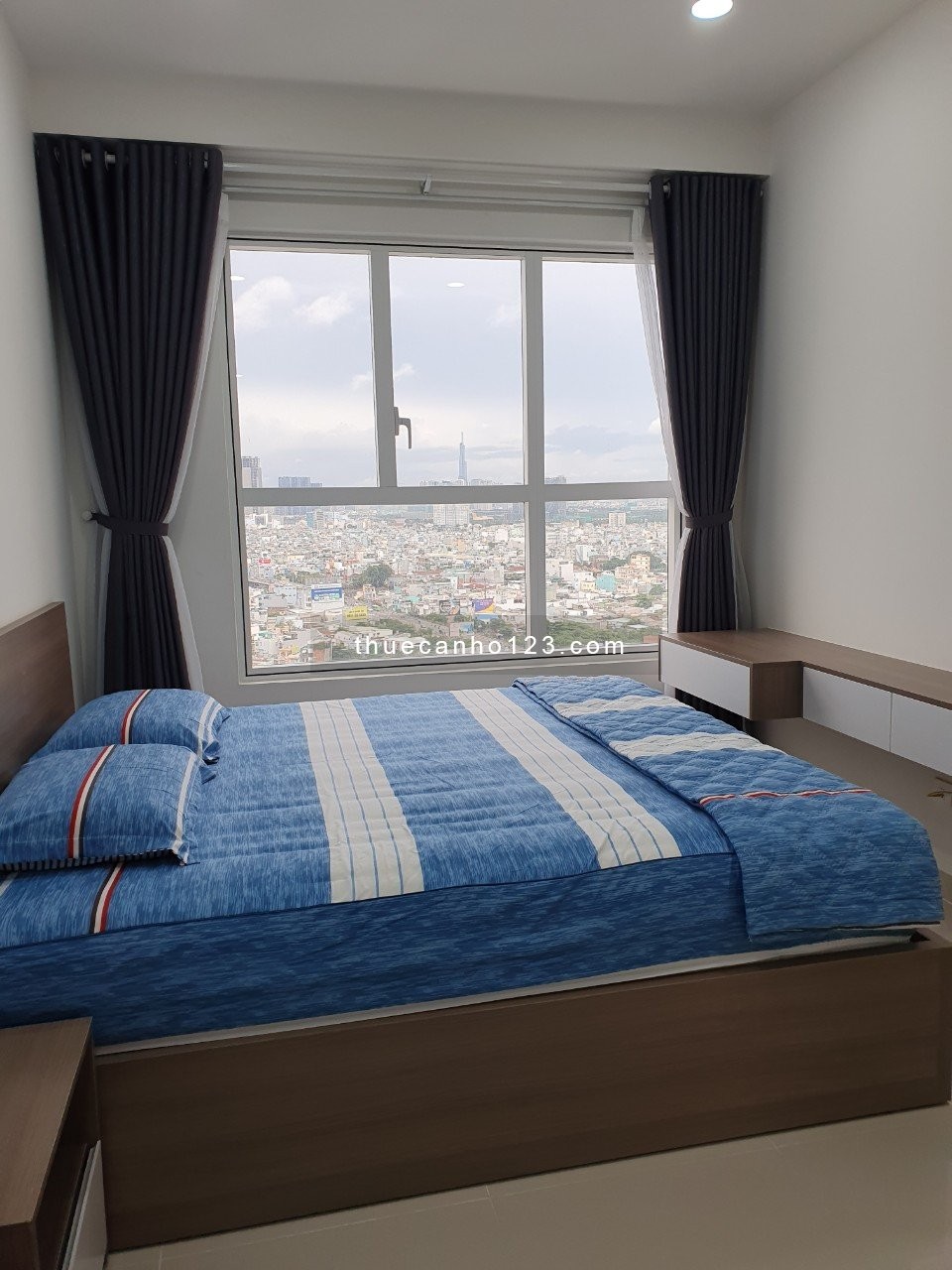 Căn Hộ 2PN, 2WC Nội Thất Cao Cấp, View Quận 1, Gía 20Tr/Tháng Hotline 0906233195