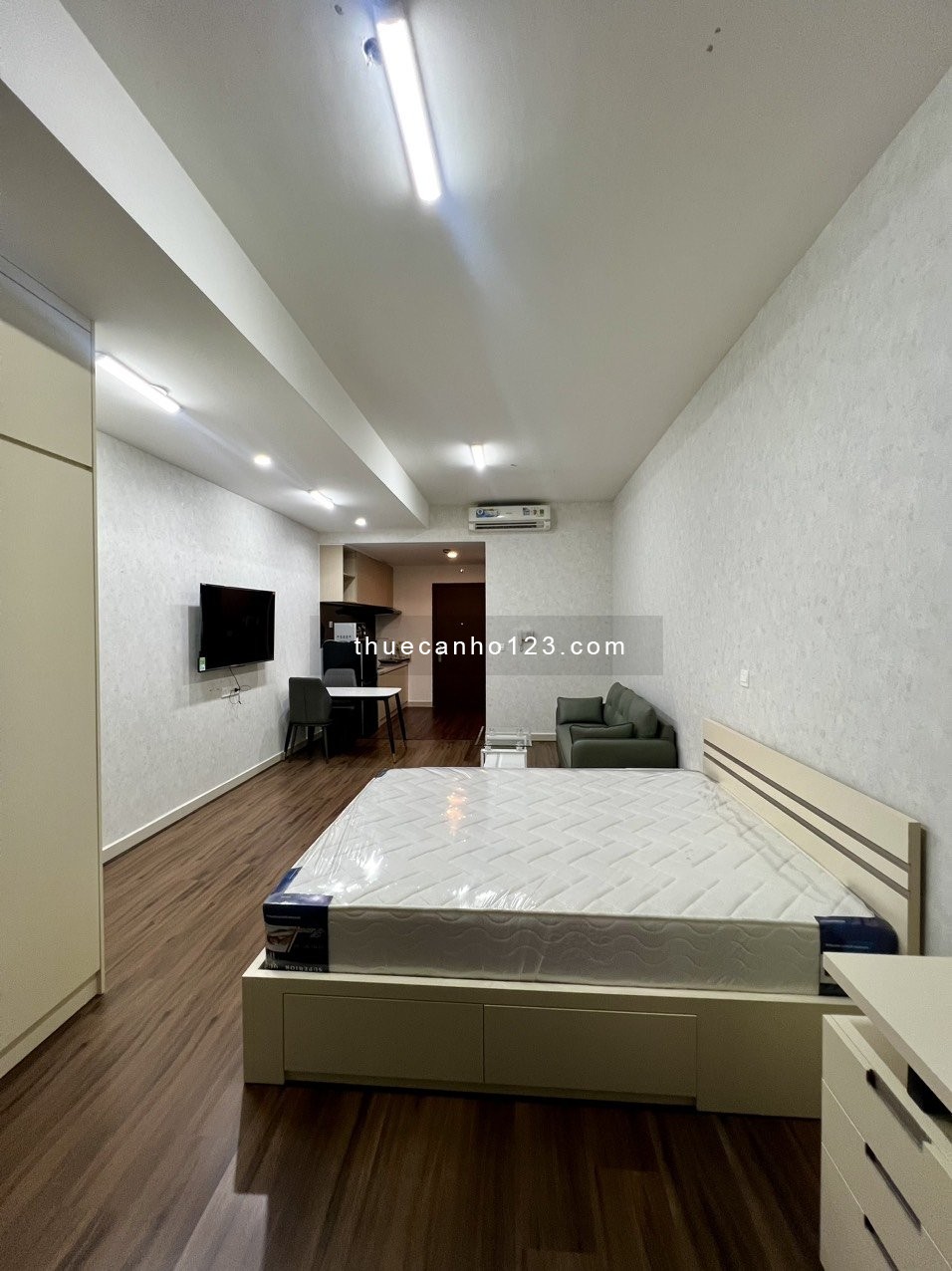 Sunrise City View, 38m2, Nhà MỚI 100%,Nội Thất Cao Cấp, Tầng Cao Gía chỉ 13Tr/Tháng CALL 0906233195