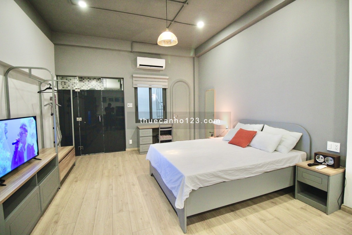 CĂN HỘ STUDIO GẦN ETOWN CỘNG HOÀ, FULL NỘI THẤT MỚI, BANCON CỬA SỔ LỚN THOÁNG MÁT