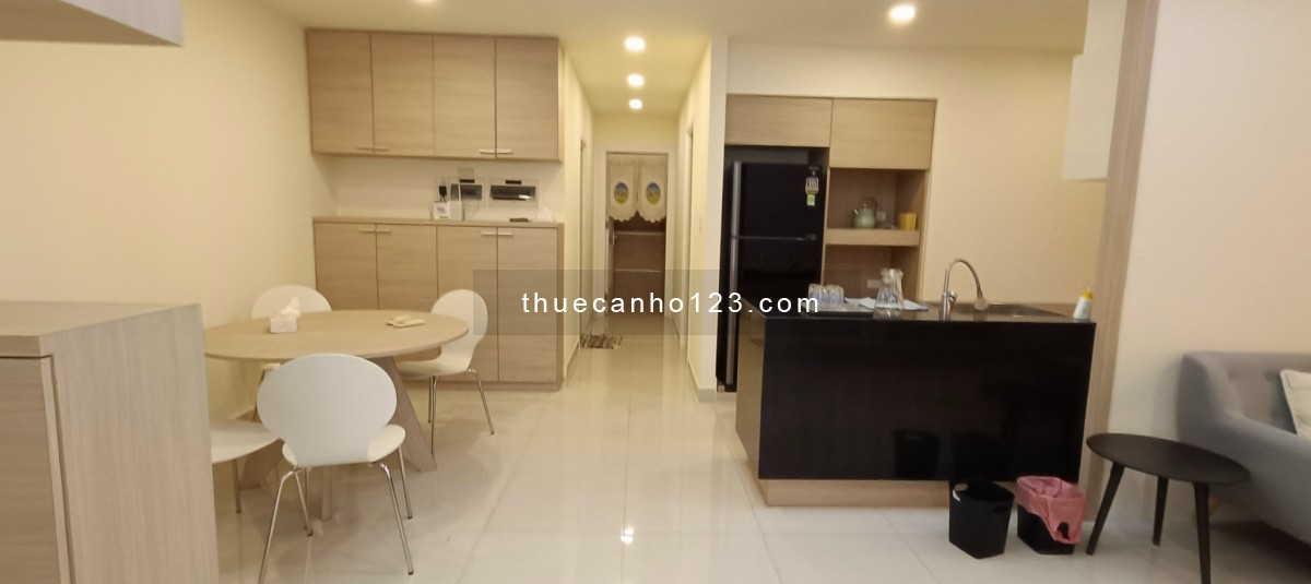 Cần cho thuê nhanh căn hộ 2 phòng ngủ tại Sunrise City Quận 7