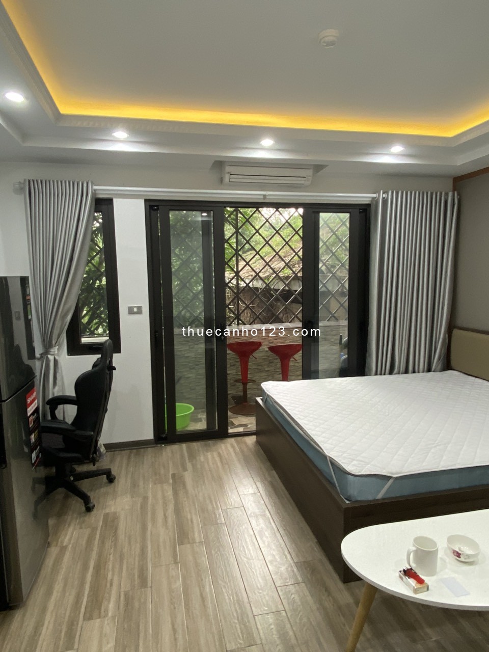 Cho thuê Căn hộ Apartment tại ngõ 193 Trích Sài, Bưởi, Tây Hồ. View hồ cực thoáng. Chỉ 5.5tr