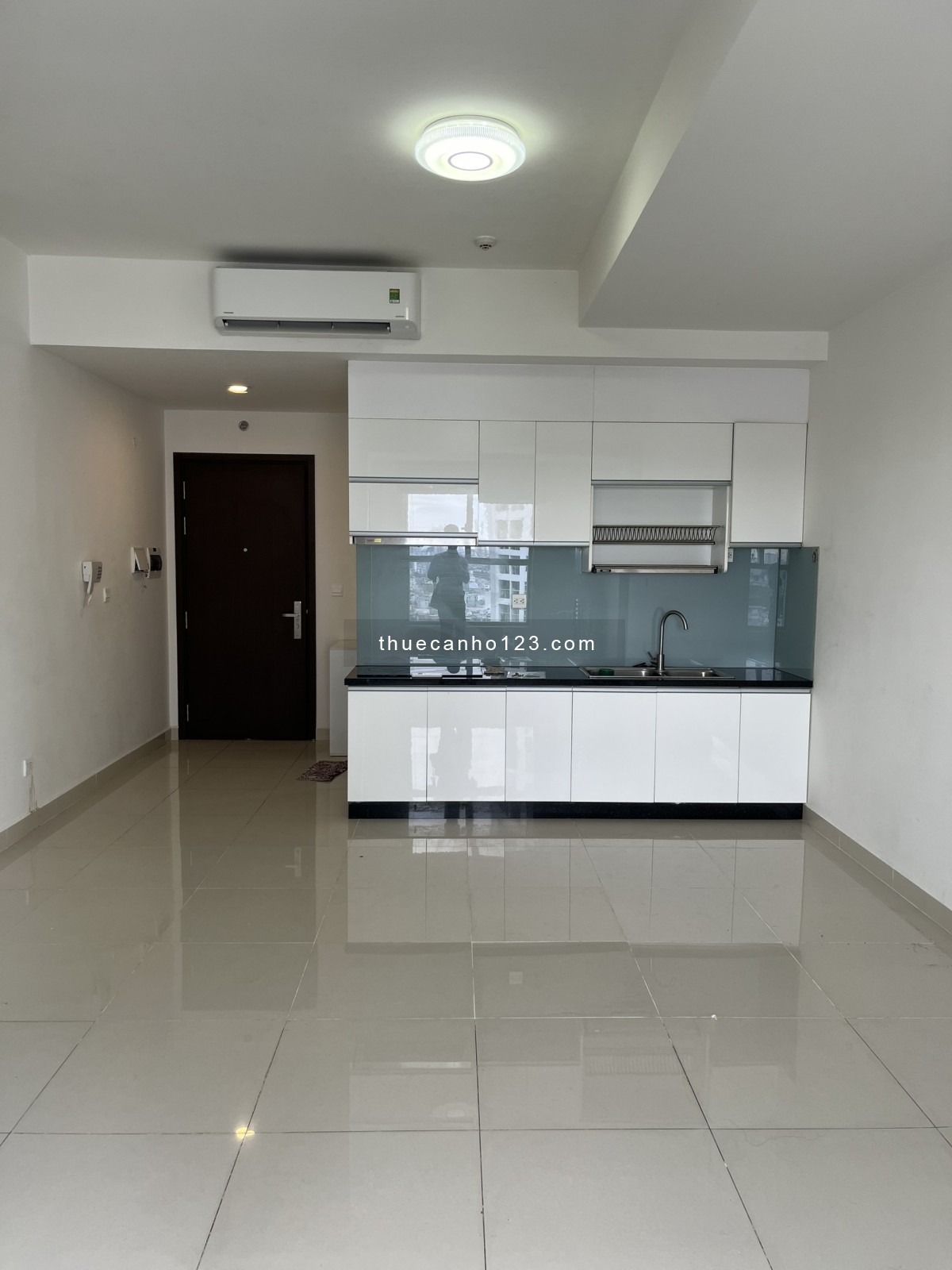 Rèm, Bếp, Máy Lạnh Chỉ 9tr5/Tháng Sunrise City View - SĐT 0906233195