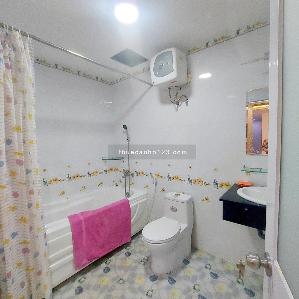 Căn hộ 80m2, 2p ngủ, 2wc, nội thất, chung cư Ruby garden Tân Bình giá 9,5tr