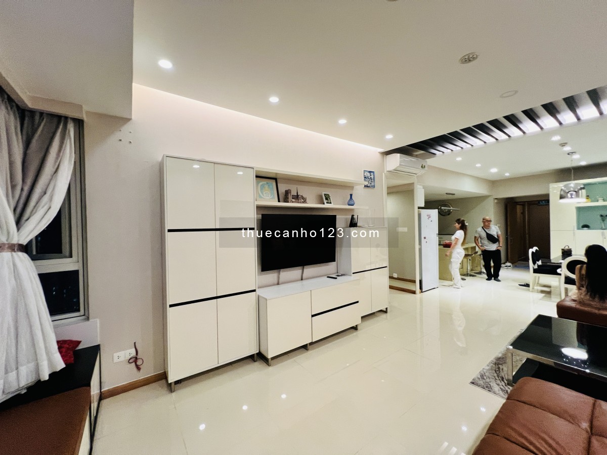 Hải Yến 0963.77.55.56 - Cho thuê căn hộ 3 phòng ngủ DT 142m2 - tại SAIGON PEARL giá 35 triệu.