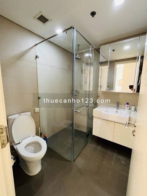 Cho thuê căn hộ Phúc Thịnh P1, Quận 5, 90m2, 3pn, 2wc, full NT, căn góc. Giá thật chỉ : 14 tr/th