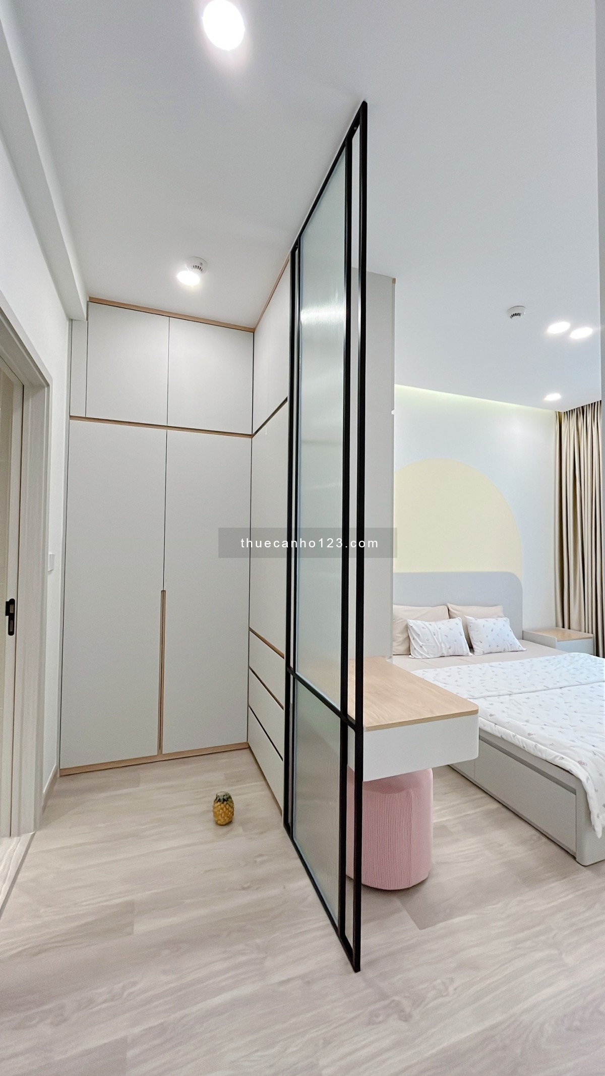 Cho thuê Cardinal Court 2PN nội thất mới tinh lầu đẹp view siêu thoáng chỉ 26tr/tháng. 0902 456 665