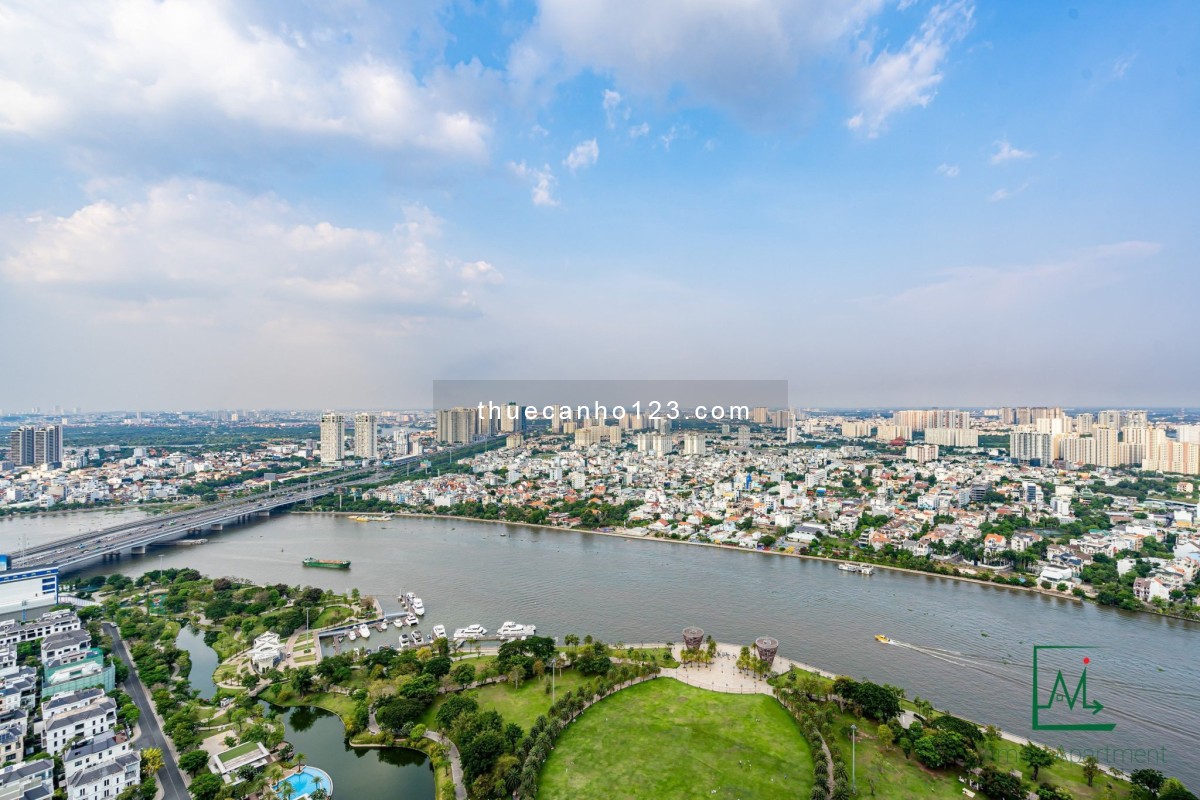 Cho Thuê Penthouse Vinhomes Central Park Cho thuê View Pháo hoa Trực Diện DT 160m2 3BR full NT