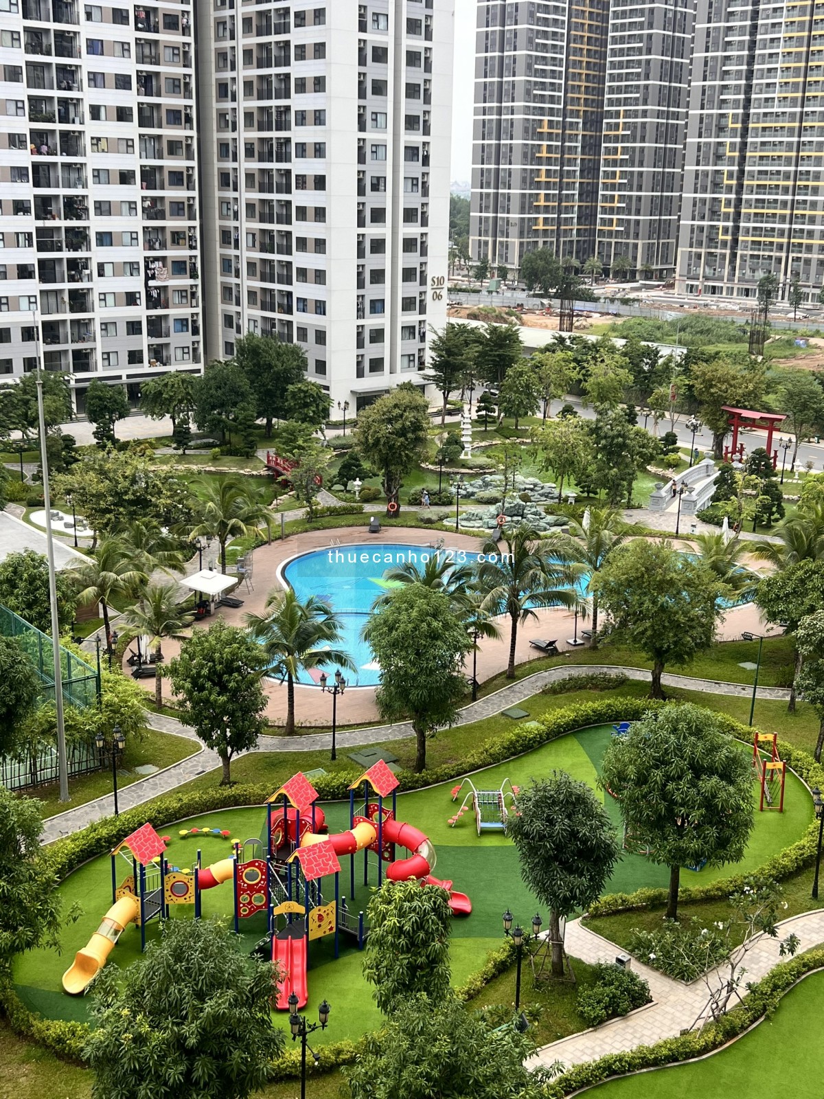 CHO THUÊ CĂN HỘ 1PN SIÊU RẺ 5TR VINHOMES GRAND PARK - ORIGAMI, CÓ BẾP RÈM