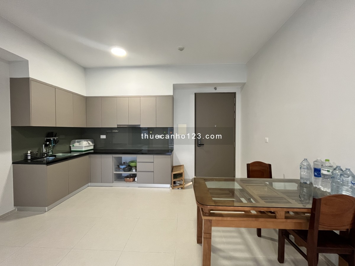 Cho Thuê Căn 3PN 85m2 Giá 8tr/th ,Sẵn 3 Máy Lạnh + giường tủ, view nội khu, Chung cư WESTGATE