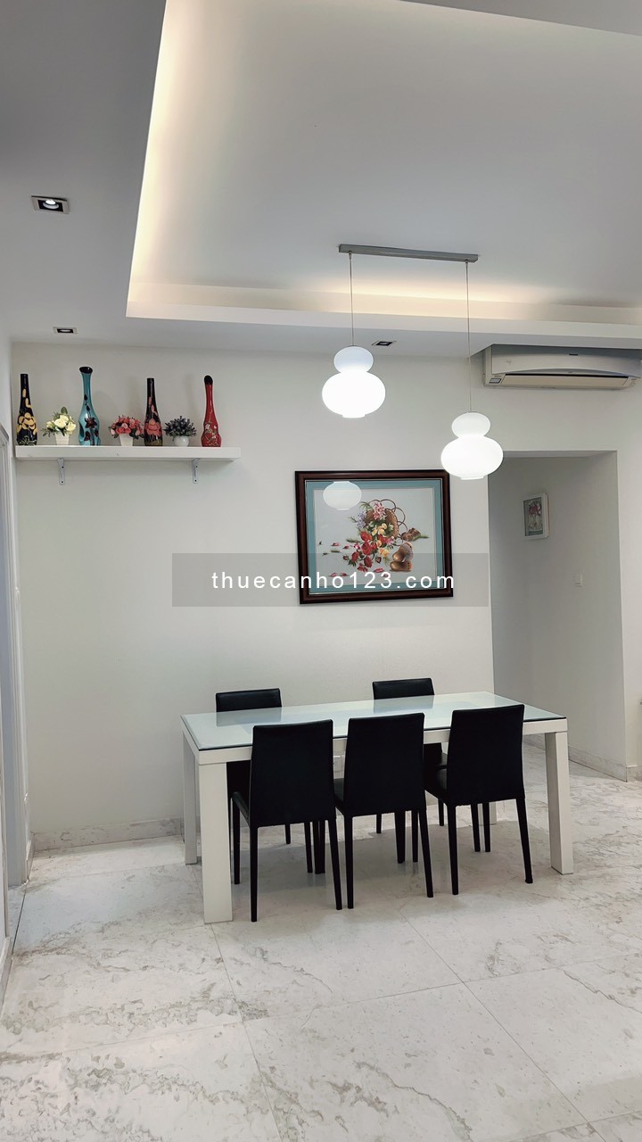 Cho thuê căn hộ TT Quận 3, Sông Đà Tower 82m2, 2pn, 2wc, NTCB, có bancon. Giá thật: 14 tr/th