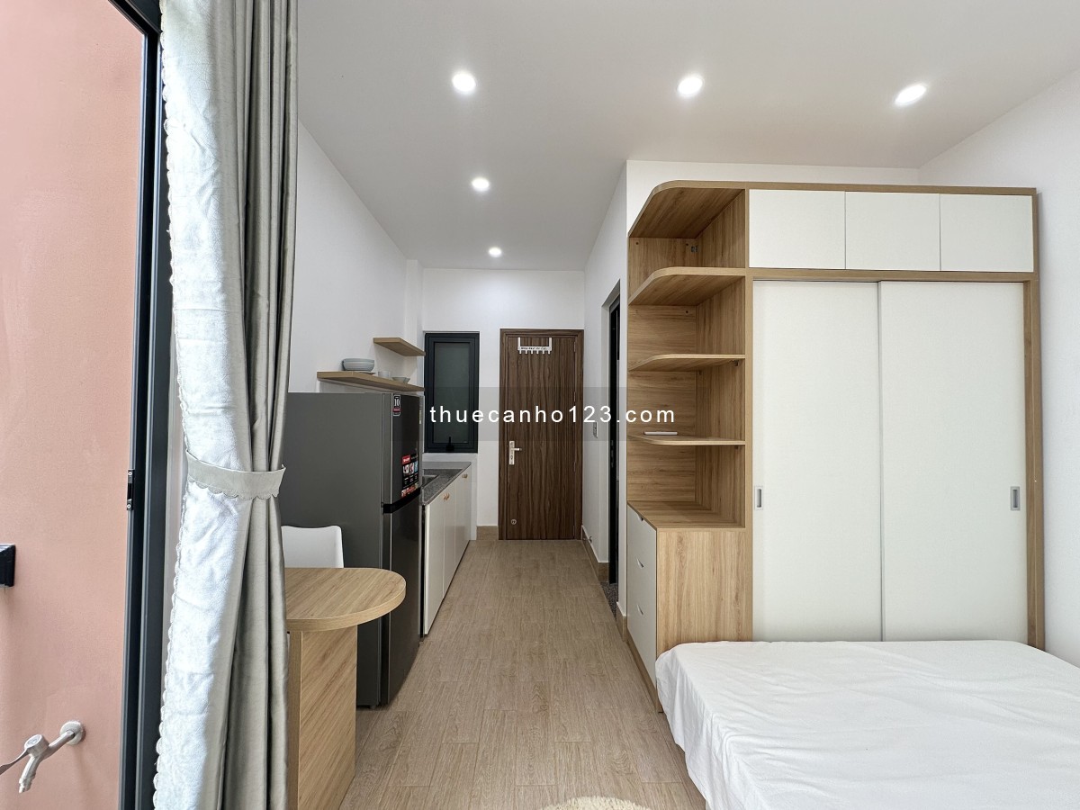 Căn hộ studio full nội thất 30m2 có ban công Tân Bình