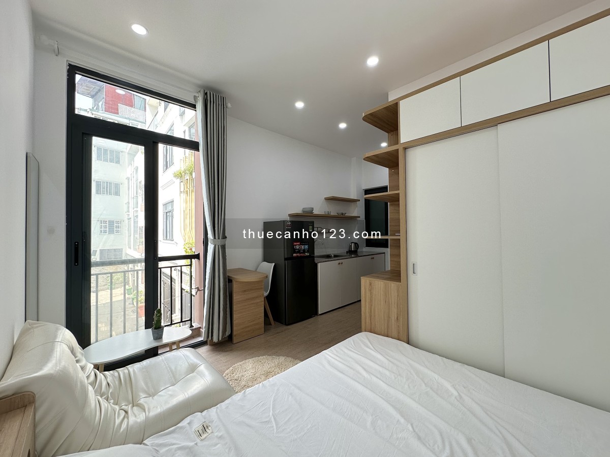 Căn hộ studio full nội thất 30m2 có ban công Tân Bình