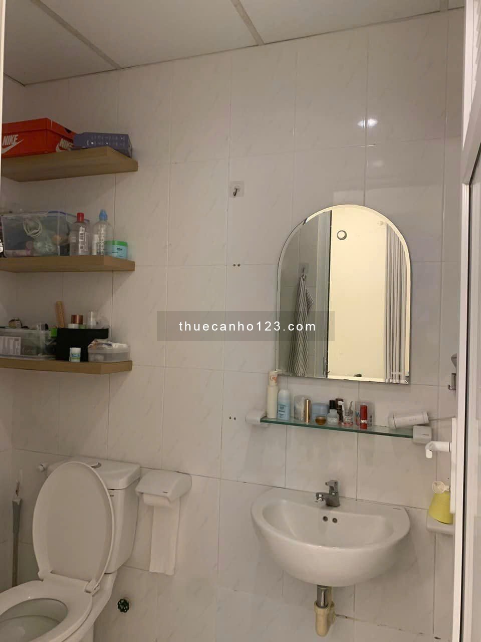 Cho thuê căn hộ chung cư Phú Thạnh, Tân Phú: 70m2, 2p ngủ, 2wc, NT, 8.5tr