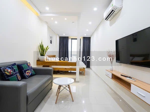 Cho thuê phòng Studio full nội thất cao cấp có bancong cực thoáng mát tại Quận 1 gần Bùi Viện