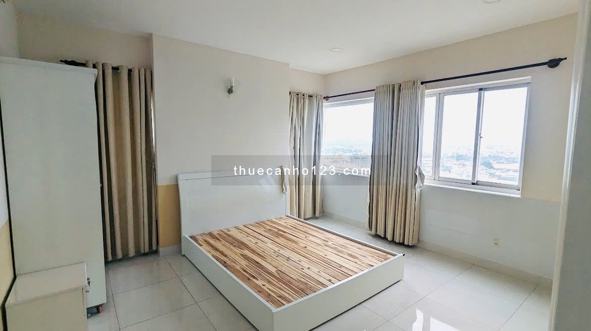 Căn hộ chung cư -125m2 - 3 phòng ngủ - Chung cư Bình Phú, Quận 6