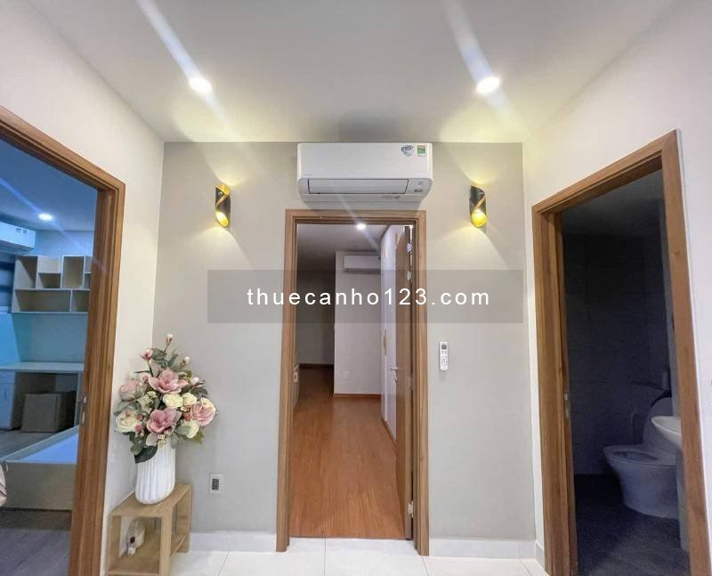 Cho thuê căn hộ 155 Nguyễn Chí Thanh 65m2, 2pn, 2wc, full NT đẹp, căn góc. Giá chỉ: 11 tr/th