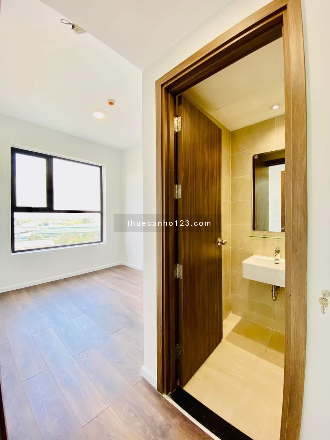 Cho thuê căn hộ 2PN2WC tầng thấp, view hồ bơi tại chung cư Opal Thuận An - Gọi e Mỹ: 0987 588 029