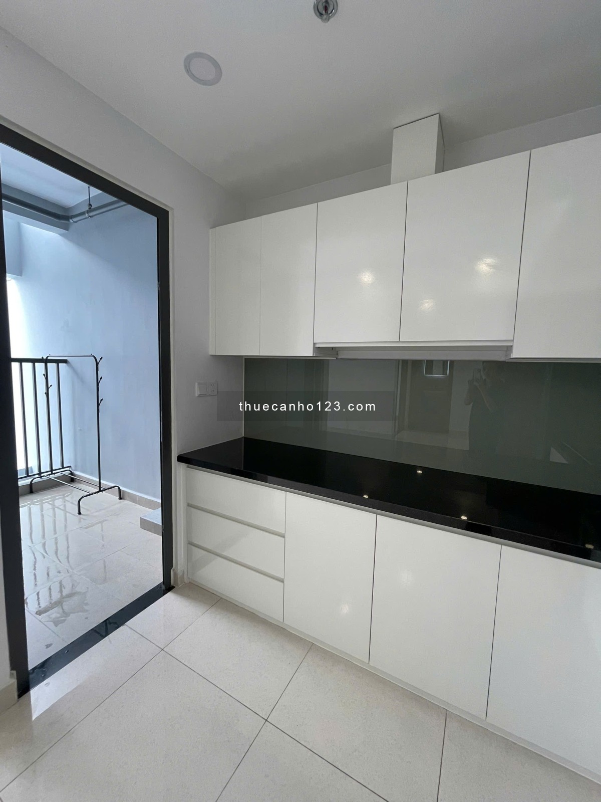 Cho thuê căn hộ Rivana 1 phòng ngủ giá 5,5 triệu, nhà sẵn dọn vào ở ngay