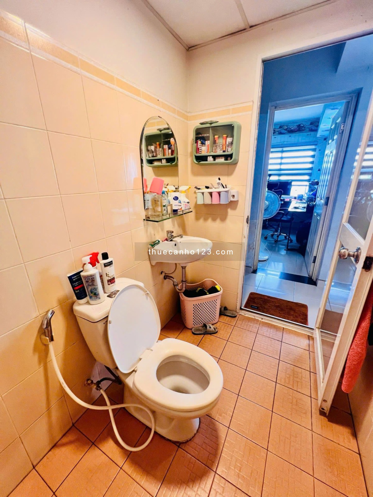 Chung cư Phan Xích Long, Phú Nhuận: 75m2 - 2p ngủ, 2wc, đủ NT, 13tr/tháng