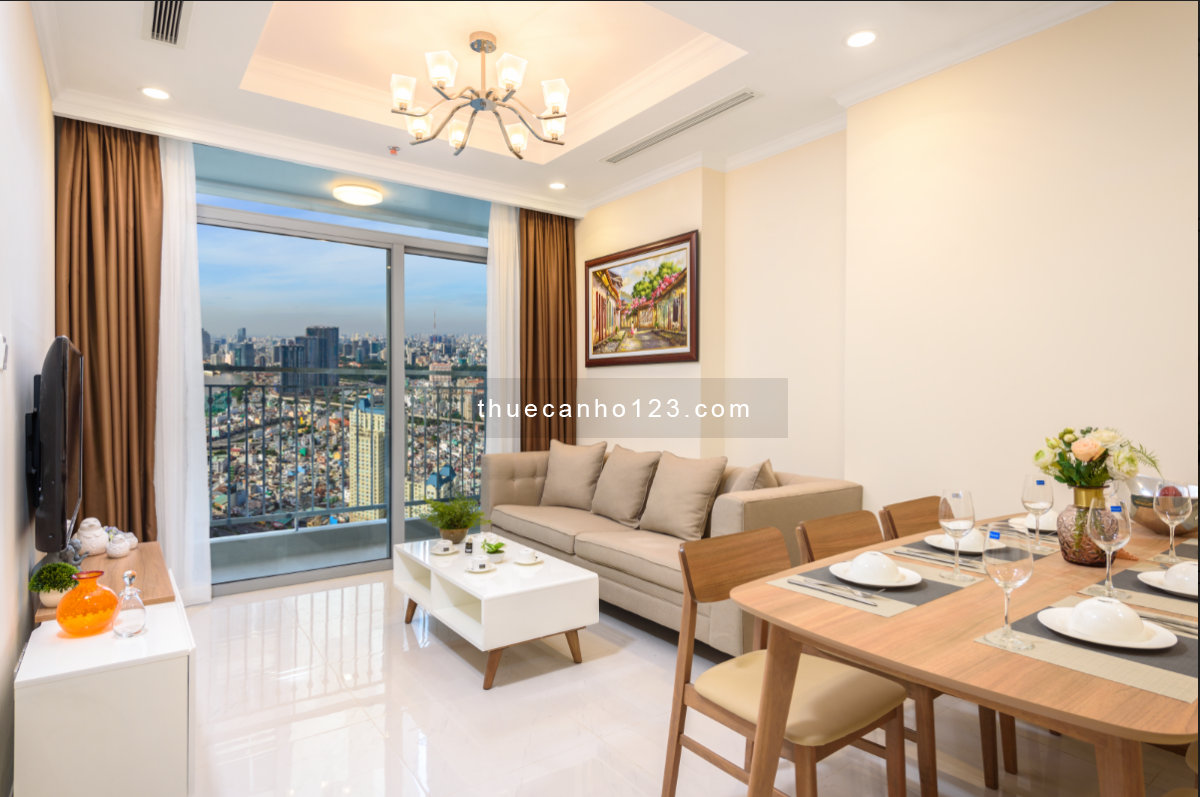 Cho thuê căn hộ 2PN Landmark Vinhomes Central Park. LH 0559480490