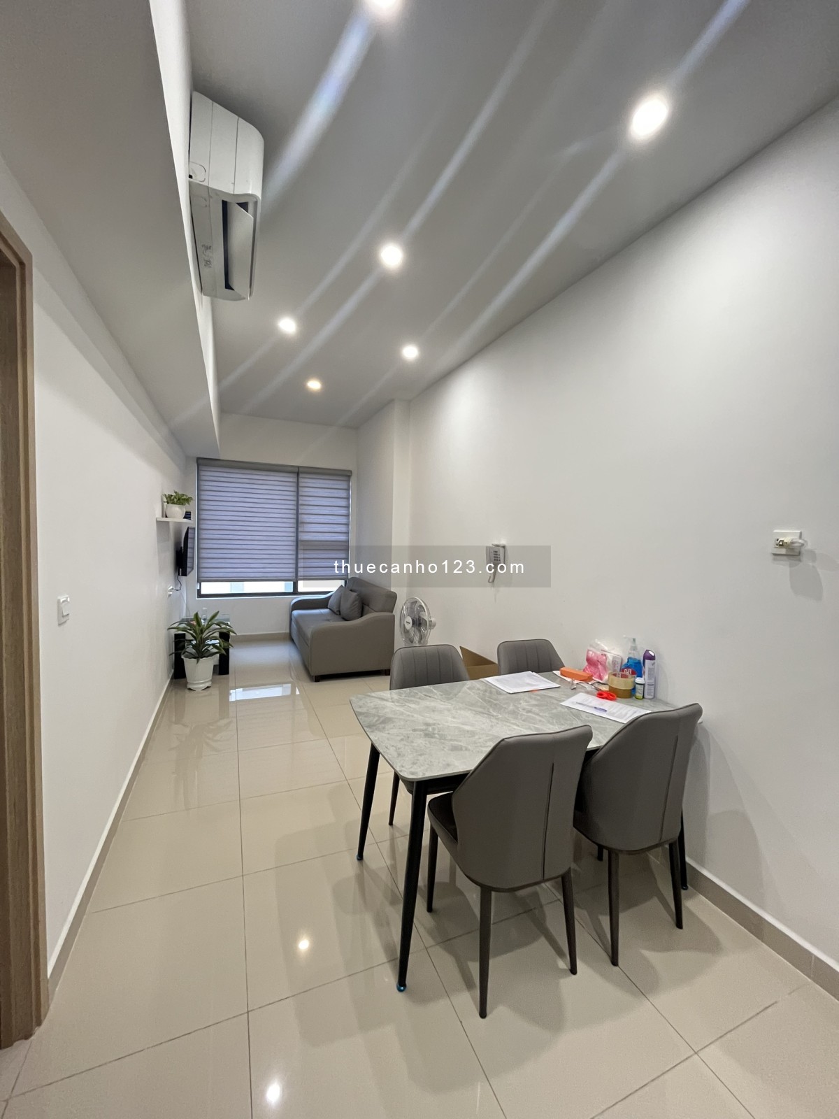 1PN riêng, 55m2, Đầy Đủ Nội Thất, Gía 14tr/tháng, Vào Ở Ngay, Sunrise City View LH : 0906233195