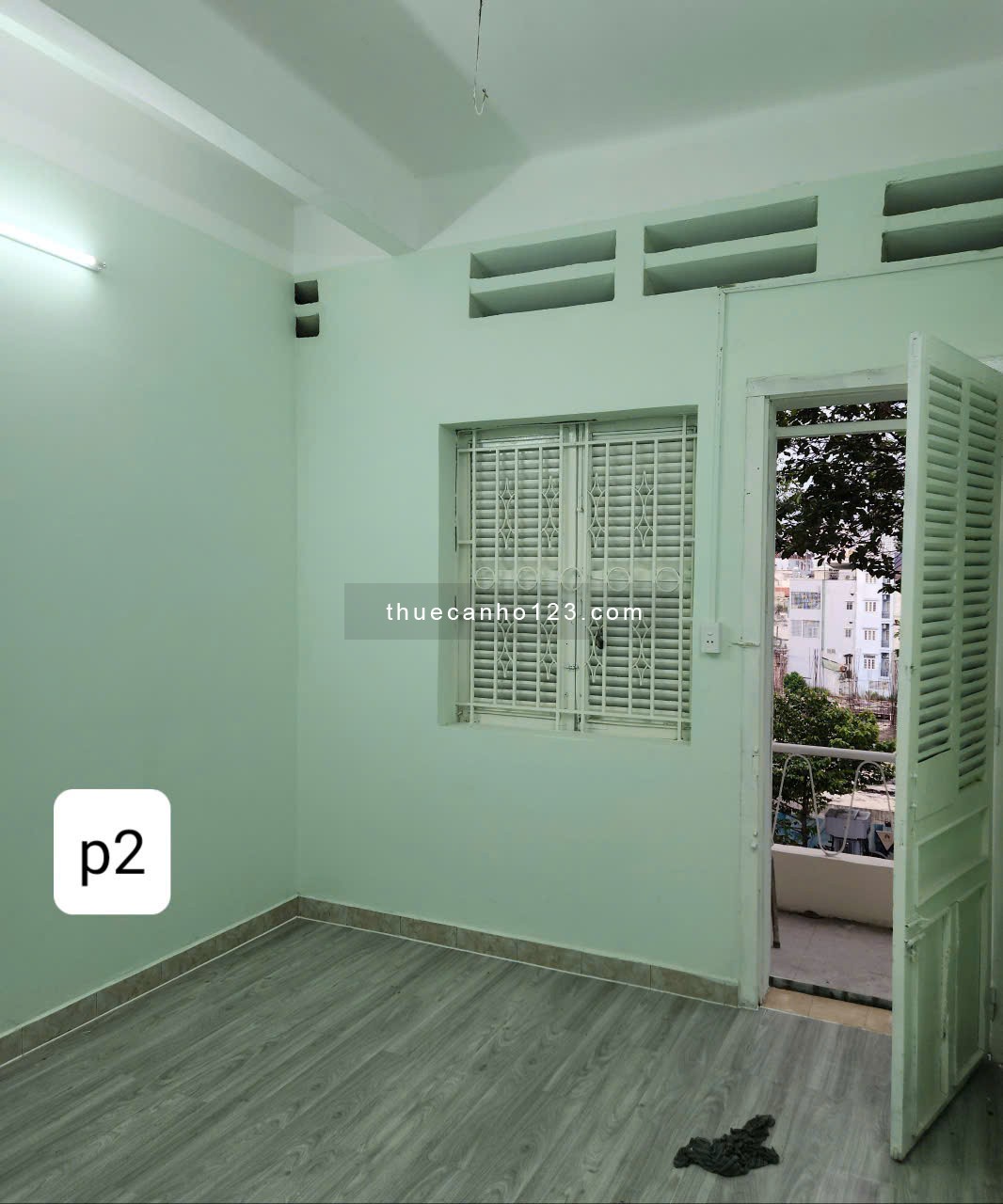 Cho thuê căn hộ mini 36m2 Trần Hưng Đạo, Q.1