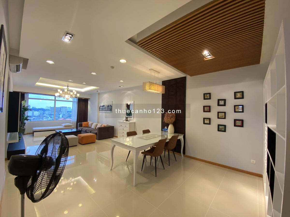 Cho thuê căn hộ Saigon Pearl, 3 phòng ngủ, view sông tuyệt đẹp, giá 30 triệu/tháng