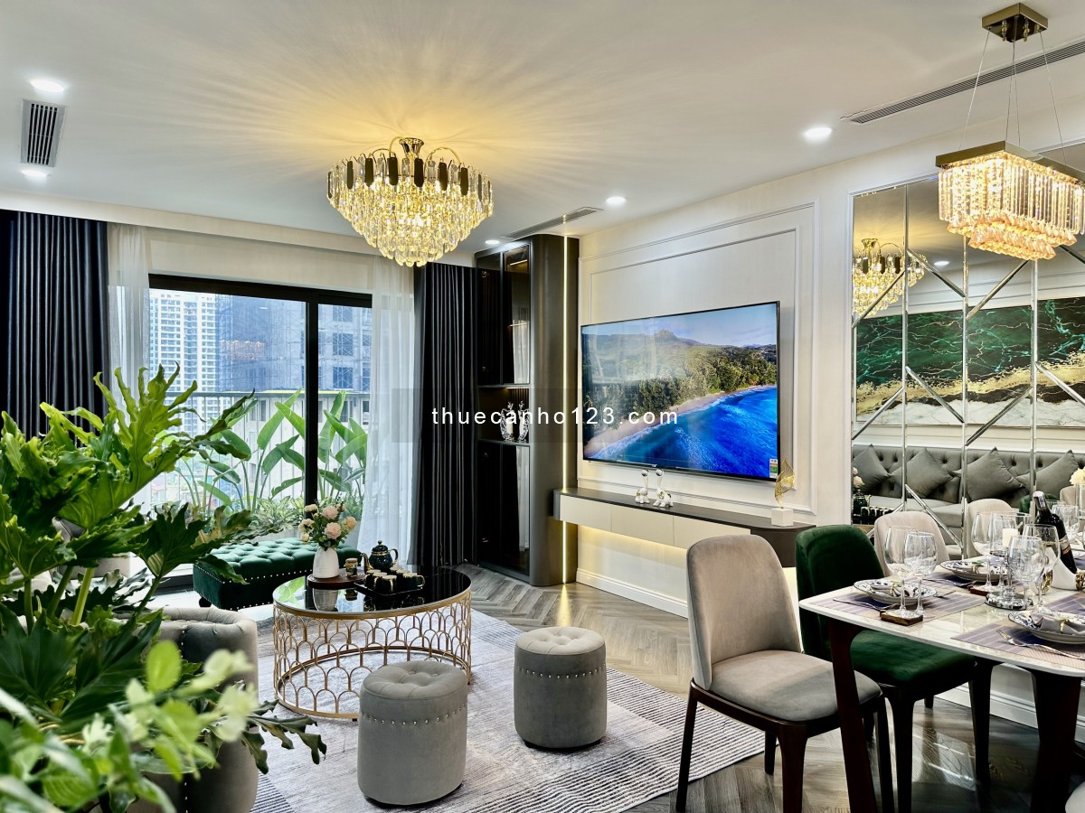 Chính chủ cho thuê căn hộ Royal City 133m 3 phòng ngủ full nội thất cao cấp giá chỉ 20 triệu/tháng