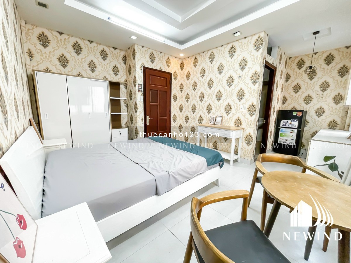 STUDIO dull nội thất nội khu Phú Mỹ Hưng gần RMIT