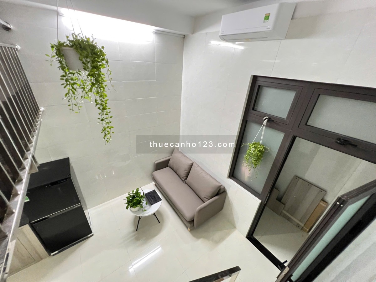 Cho thuê phòng duplex siêu tối ưu diện tích gần đại học UEH - Huflix - Vạn Hạnh Mall Quận 10