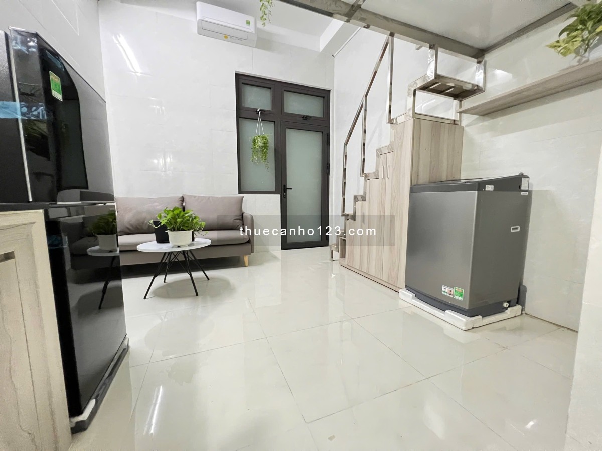 Cho thuê phòng duplex siêu tối ưu diện tích gần đại học UEH - Huflix - Vạn Hạnh Mall Quận 10