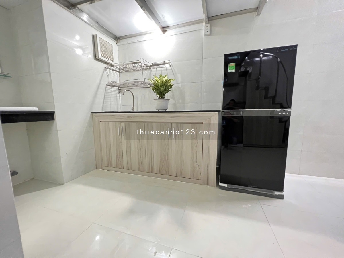 Cho thuê phòng duplex siêu tối ưu diện tích gần đại học UEH - Huflix - Vạn Hạnh Mall Quận 10