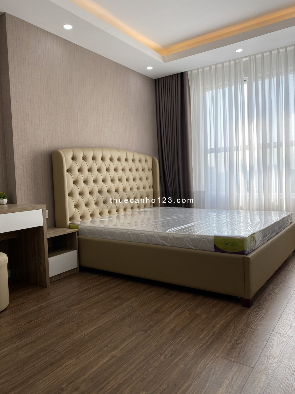 Sunrise City View 76m2, 2PN, 2WC Gía 18Tr/Tháng, Đầy Đủ Nội Thất, Sunrise City View HL : 0906233195