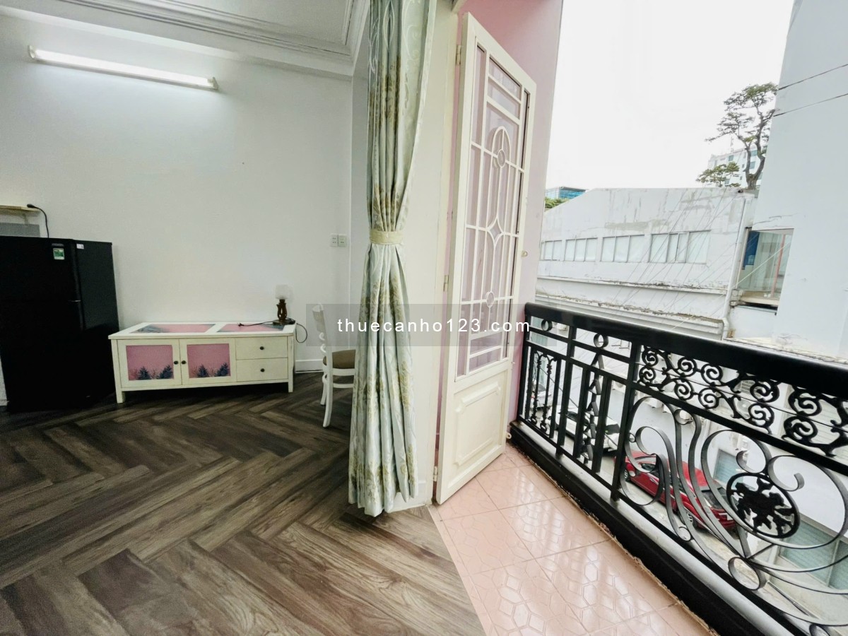 CHO THUÊ CĂN HỘ RỘNG 35M2 BAN CÔNG LỚN NGAY TRUNG TÂM QUẬN 1 GẦN THẢO CẦM VIÊN, ĐH Y DƯỢC, UEH,...