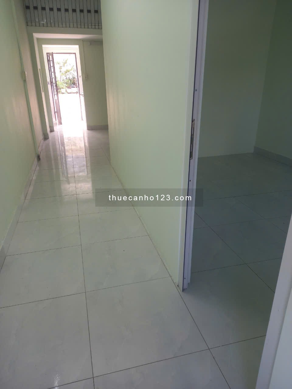 Chung cư Thị NGhè, XVNT, p19, Bình Thạnh: 50m2, 1p ngủ, có gác lửng, 8tr/th