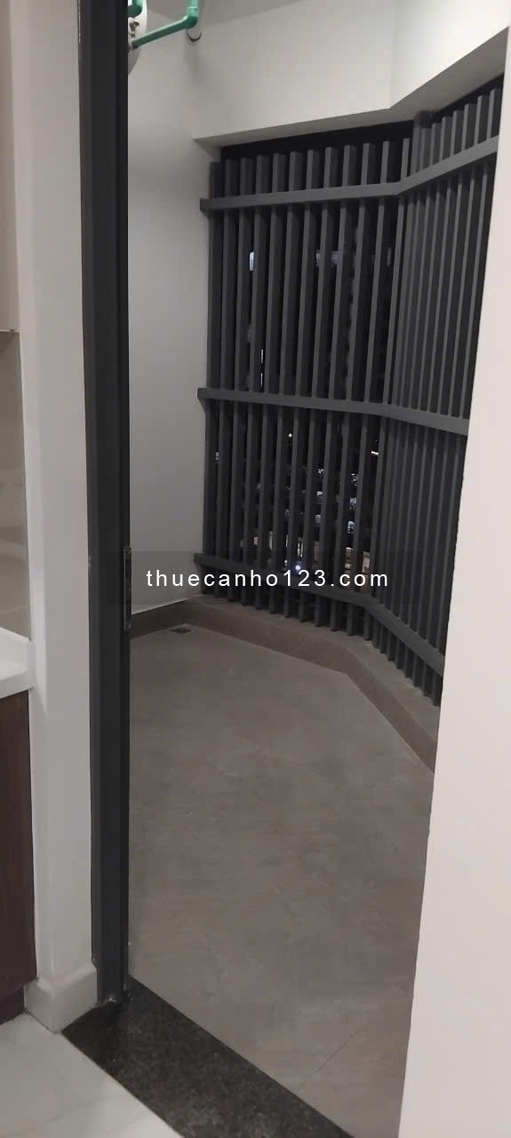 Cho thuê căn hộ celadon brillant 125m2 3pn 2 phòng kho 2wc 4 máy lạnh- giá 20 triệu