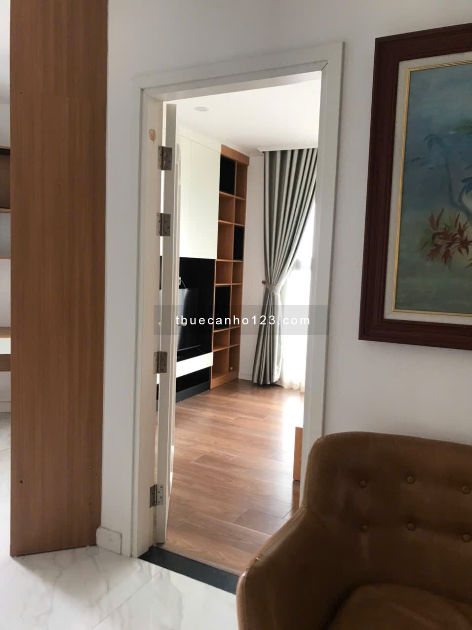 CHO THUÊ CĂN HỘ CAO CẤP (APARTMENT) TOÀ NHÀ D'EL DORADO TÂY HỒ 50m2 TẦNG 10 13,5tr/TH