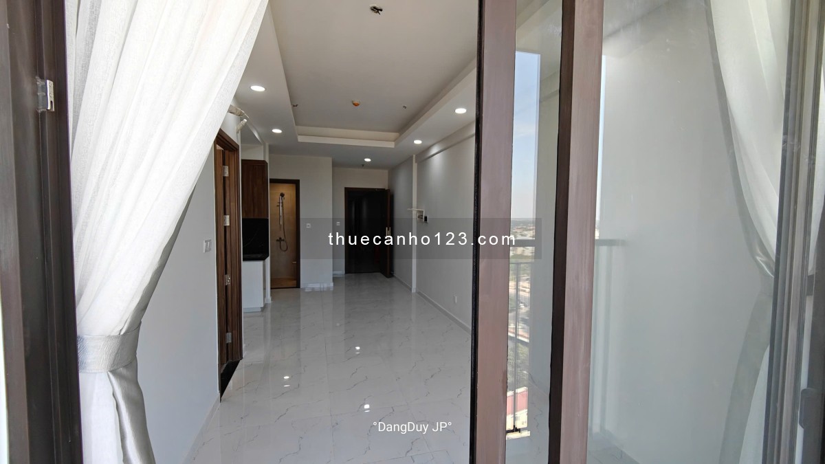 Cho thuê căn hộ 2 phòng ngủ 65m2 có sẵn 3 máy lạnh, gần chợ Lái Thiêu - Goi e Mỹ: 0987 588 029