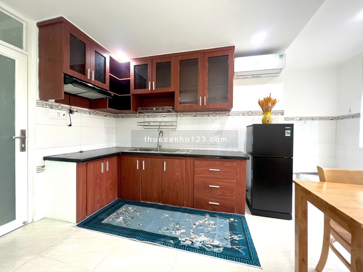 Cho thuê căn hộ Nguyễn Ngọc Phương, quận Bình Thạnh, DTSD 74m2, có 2PN siêu rộng