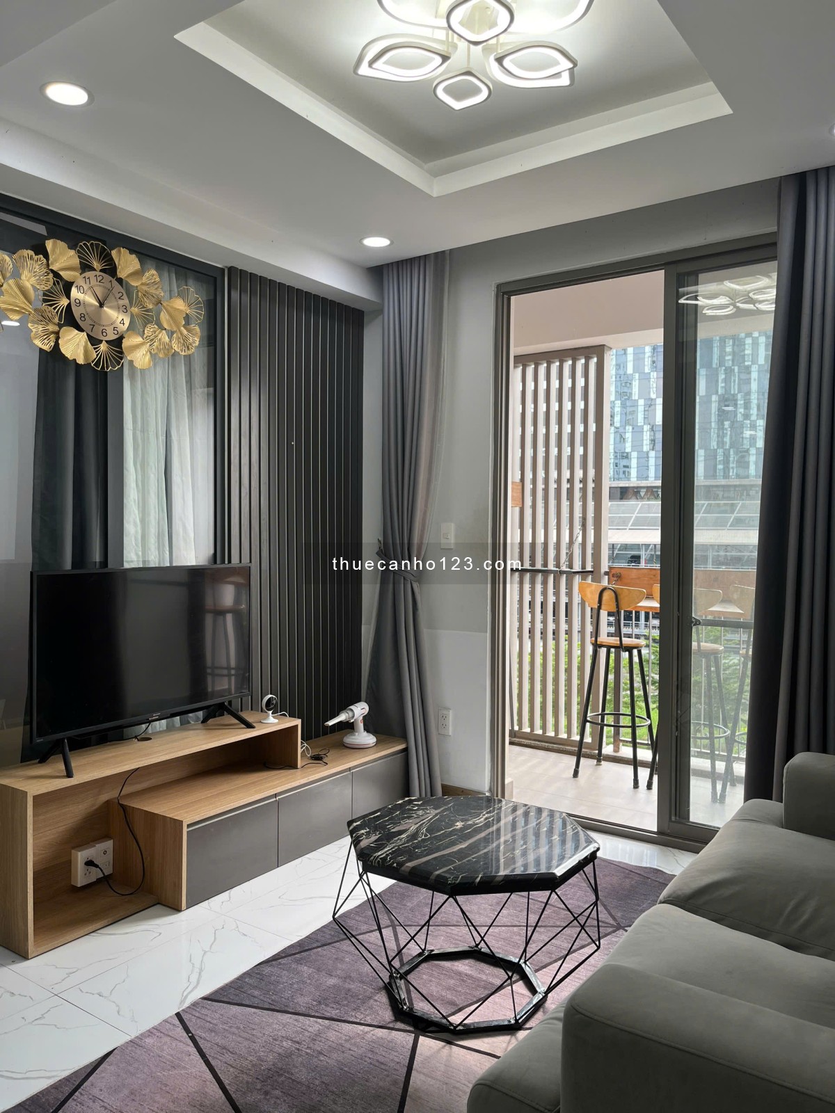 CHO THUÊ CĂN HỘ TẠI SAIGON SOUTH RESIDENCES GIÁ CỰC TỐT- LIÊN HỆ: 0918686072 DƯƠNG THẢO ĐẤT VÀNG