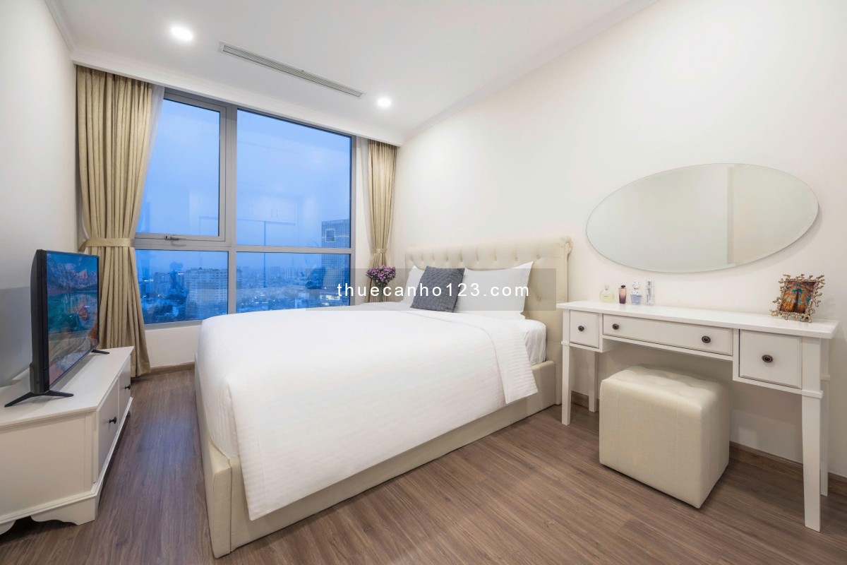 Chuyên cho thuê căn hộ Vinhomes Central Park 1,2,3,4 PN và Landmark 81 giá tốt nhất LH 0777.267.000