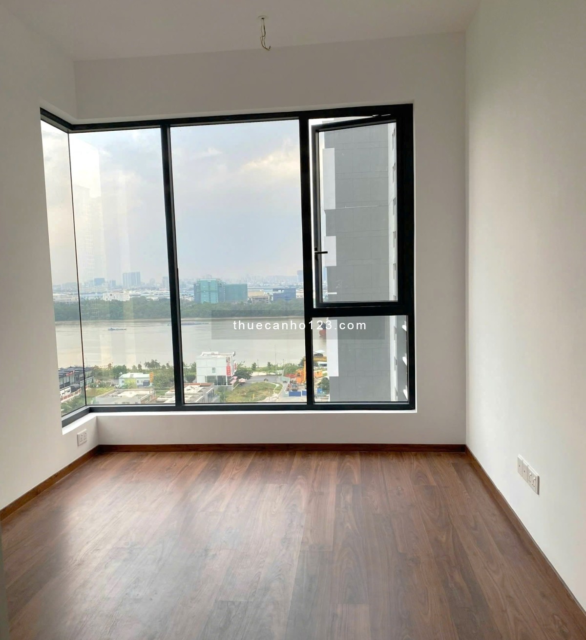 Nhà View Đẹp Giá Cực Tốt – One Verandah 2PN