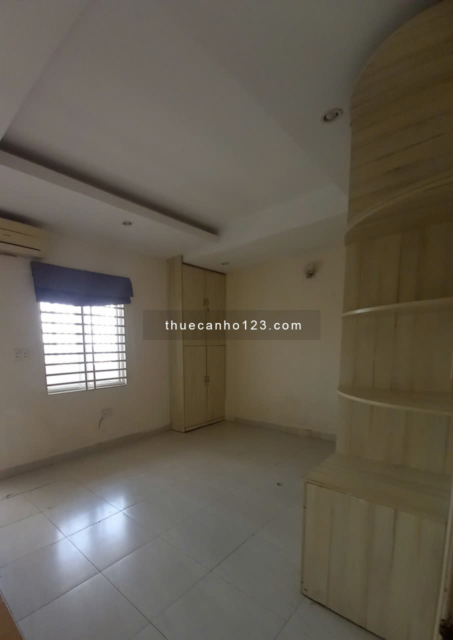 Căn hộ 2PN, 1WC, 75m², view thoáng đãng, ngay trung tâm Phan Xích Long