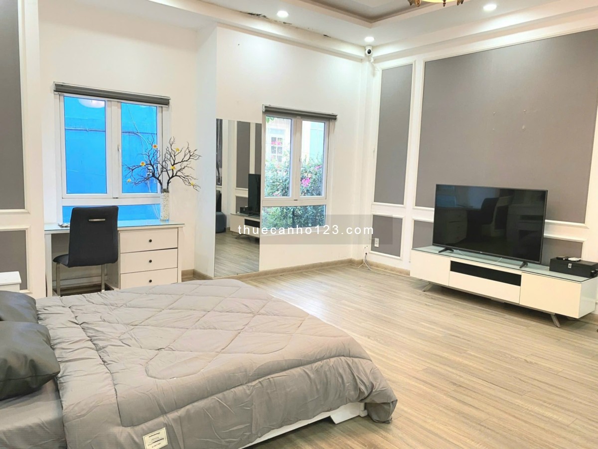 Cho thuê căn hộ quận 3, 50m2, nhà biệt thự, nội thất cao cấp ngay vòng xoay Công Trường Dân Chủ