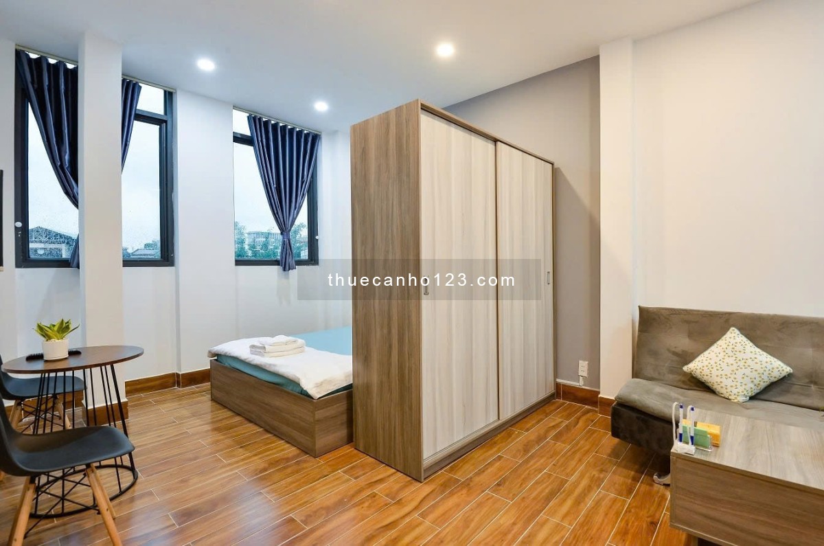 NEW 100% / STUDIO TÁCH BẾP - FULL NỘI THẤT CAO CẤP – CỬA SỔ TRỜI – NGAY VÒNG XOAY LĂNG CHA CẢ