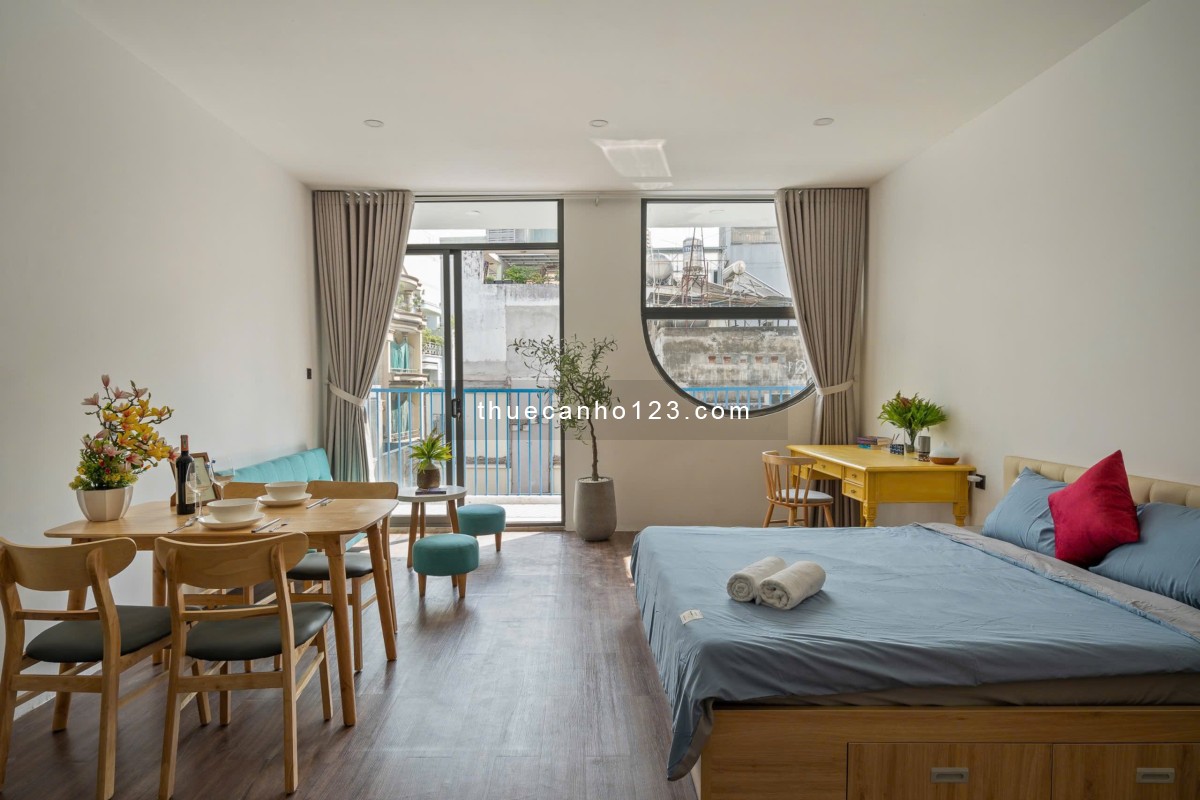 Trống sẵn Studio Ban Công lớn kế bên Sân Bay Tân Sơn Nhất