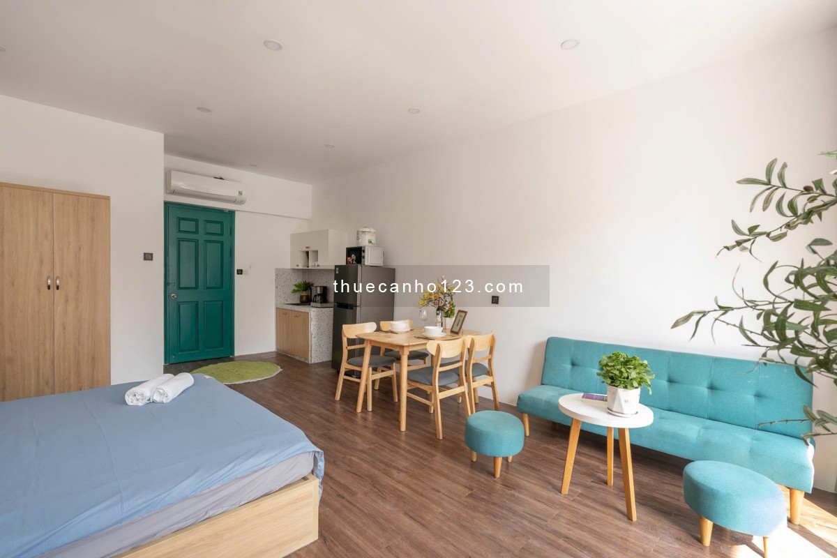 Trống sẵn Studio Ban Công lớn kế bên Sân Bay Tân Sơn Nhất