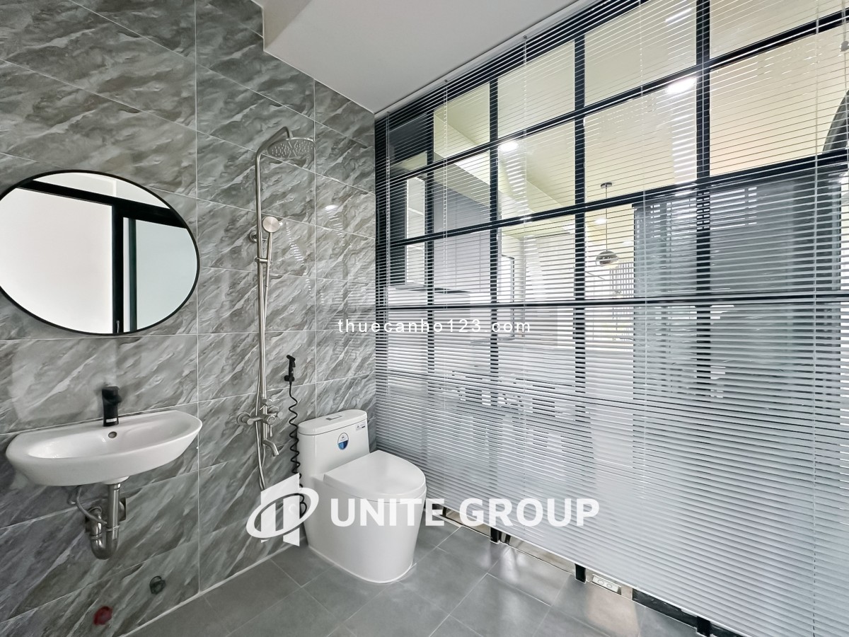 Căn Hộ Cao Cấp tại Phú Nhuận,có Ban Công, gần đường Phan Xích Long