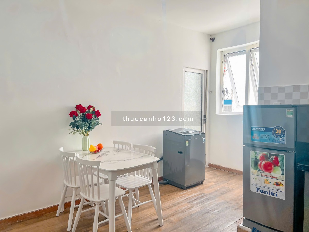 Phòng full nội thất 1PN tách bếp rộng rãi thoáng mát ở Tân Bình !!!